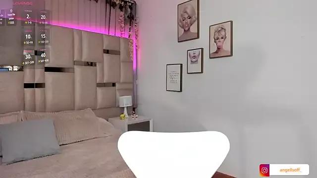 Stefanie_Fiore on StripChat 