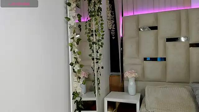 Stefanie_Fiore on StripChat 