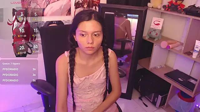 Stefany_Lovers on StripChat 