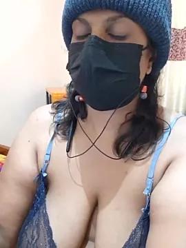 Suzzy-SL on StripChat 