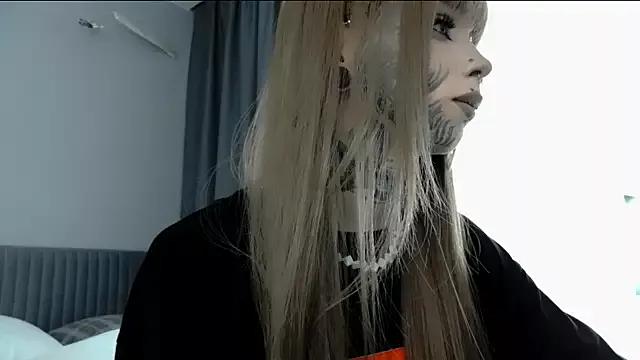 Tanya_M on StripChat 