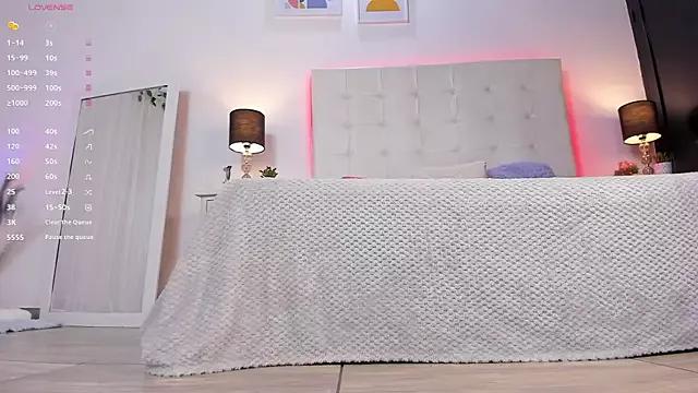 tatikiss_ on StripChat 