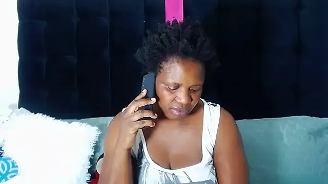 Freechat TaurusClitCake on StripChat