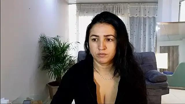 tessa_drawing on StripChat 