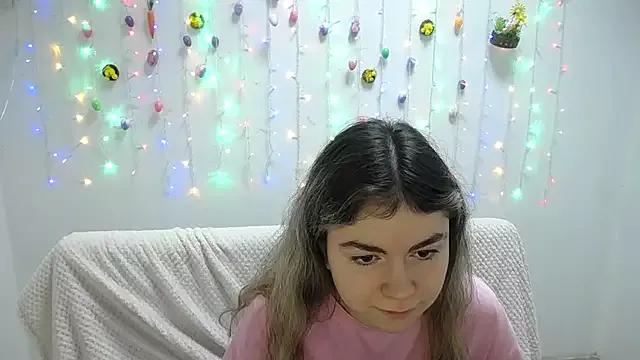 TinaRedly on StripChat 