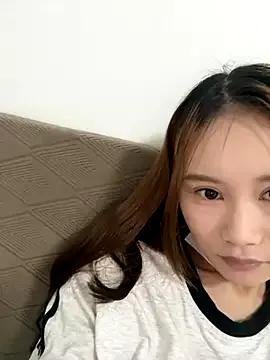 Sweet Uulove521 wants you to fuck her body now uulove521 from StripChat