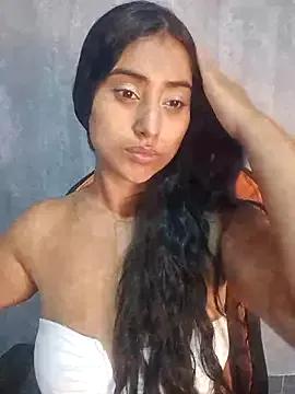 Valentinne_z on StripChat 