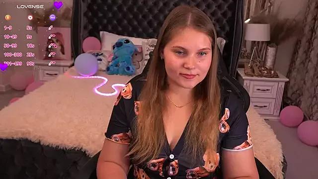 VinnaSky on StripChat 