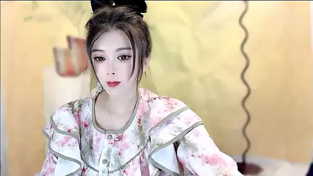 Naked VIWVI wants you to fuck her body now VIWVI from StripChat