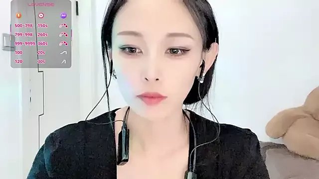 Freechat xiaoyue8888 on StripChat