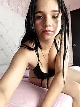 XiomaraSmith_ on StripChat 