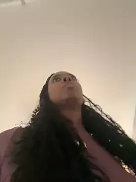 Freechat Your_Paris on StripChat