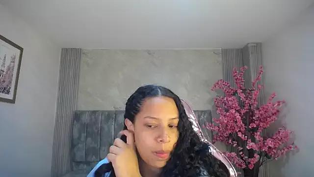 zhara_rose_s on StripChat 